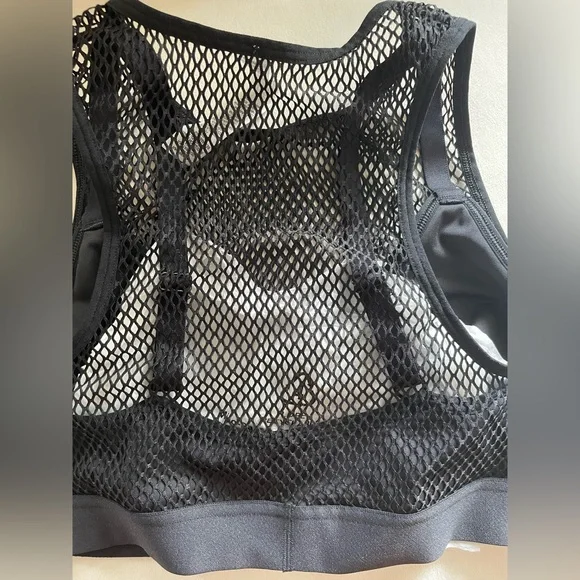 Savage X Fenty By Rihanna Pin Up Low-Impact Sports Bra - Black NWT - Picture 10 of 12